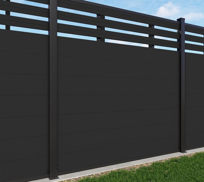 Privacy with an open top — Modular WPC