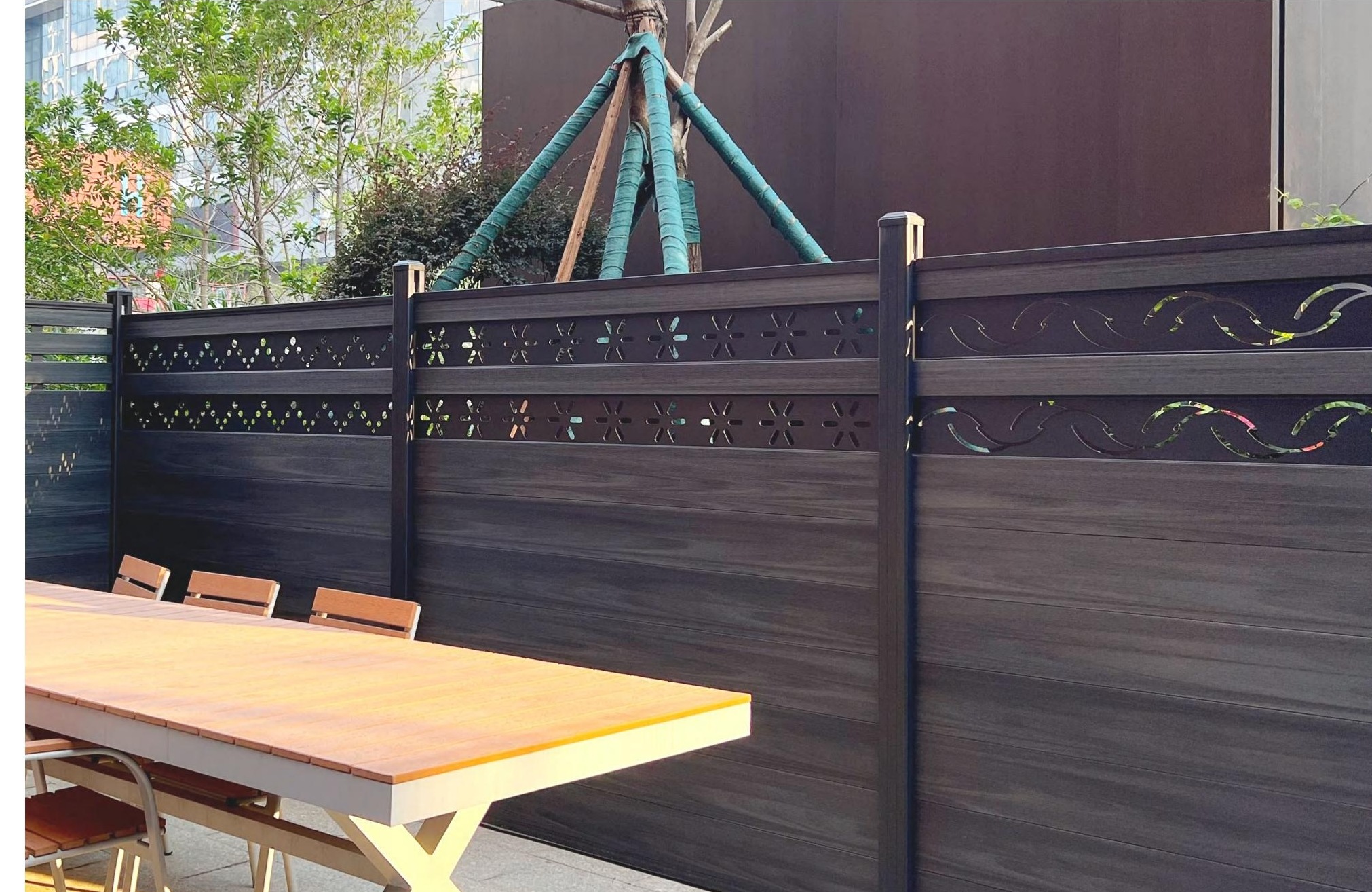 Decorative carving fence — Composite + decorative inserts